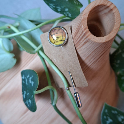 Sunrise theme stick pin brooch